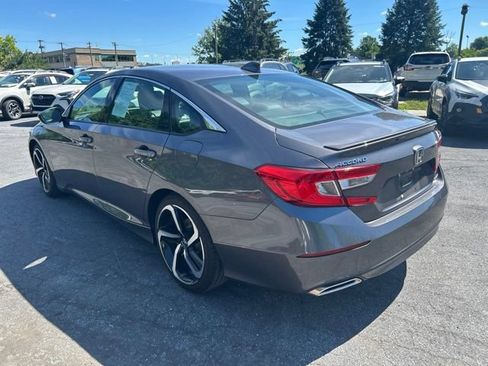 Used 2018 Honda Accord Sport image 6