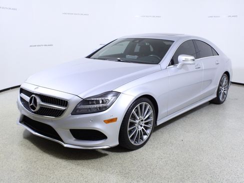 Used 2016 Mercedes-Benz CLS 400 image 4