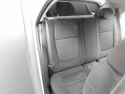 Used 2020 Kia Rio S image 38