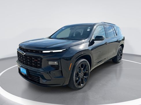 Certified 2026 Chevrolet Traverse RS w/ LPO, Floor Liner Package AWD/4WD image 1