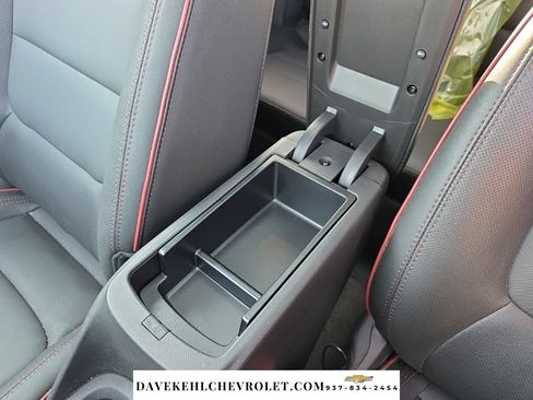Used 2025 Chevrolet TrailBlazer RS w/ Convenience Package AWD/4WD image 15