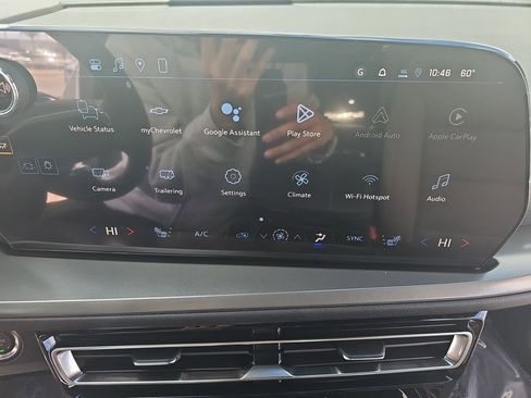 New 2026 Chevrolet Traverse LT FWD image 23