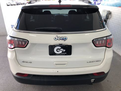 Used 2019 Jeep Compass Limited AWD/4WD image 7