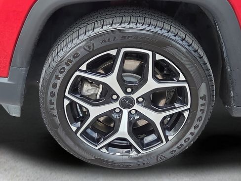 Used 2025 Jeep Compass Limited AWD/4WD image 9