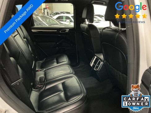 Used 2018 Porsche Cayenne AWD/4WD image 13