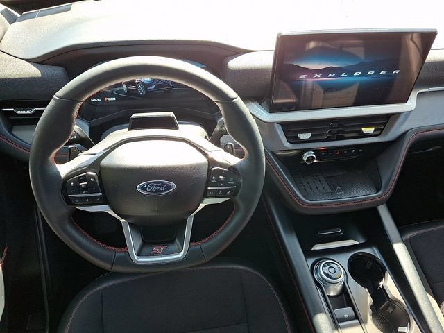 Certified 2025 Ford Explorer ST AWD/4WD image 12