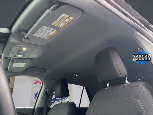 Certified 2022 Ford Explorer XLT image 13