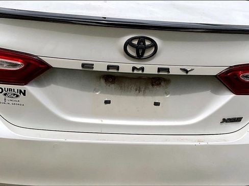 Used 2020 Toyota Camry XSE w/ Navigation Package FWD image 8