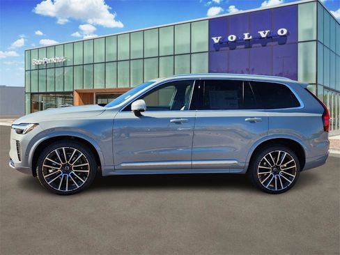 New 2026 Volvo XC90 B6 Plus w/ Protection Package image 26