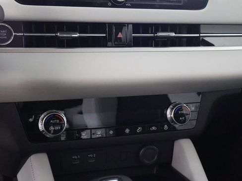 New 2026 Mitsubishi Outlander SE FWD image 49