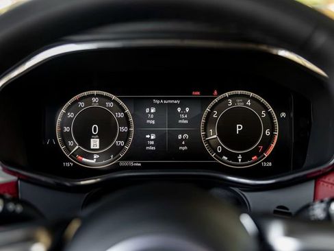 New 2026 Jaguar F-PACE R-Dynamic S image 17