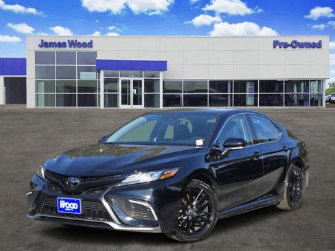 Used 2024 Toyota Camry XSE image 1