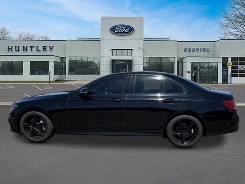 Used 2017 Mercedes-Benz E 300 4MATIC image 6
