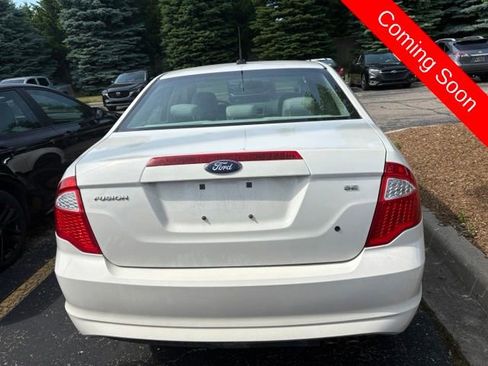 Used 2010 Ford Fusion SE FWD image 5