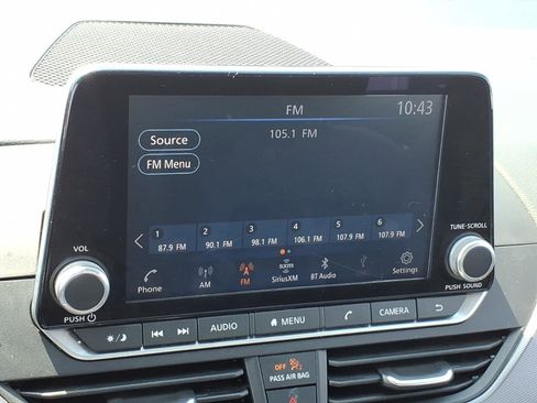 Used 2024 Nissan Altima 2.5 SR FWD image 19