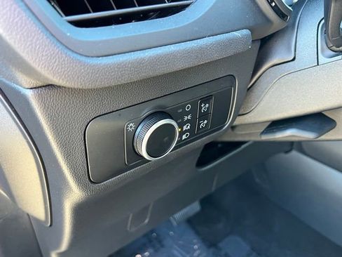 Used 2025 Ford Escape ST-Line image 18