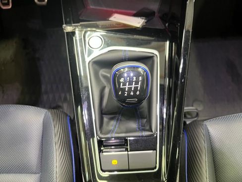 Certified 2024 Volkswagen Golf R 2.0T image 16