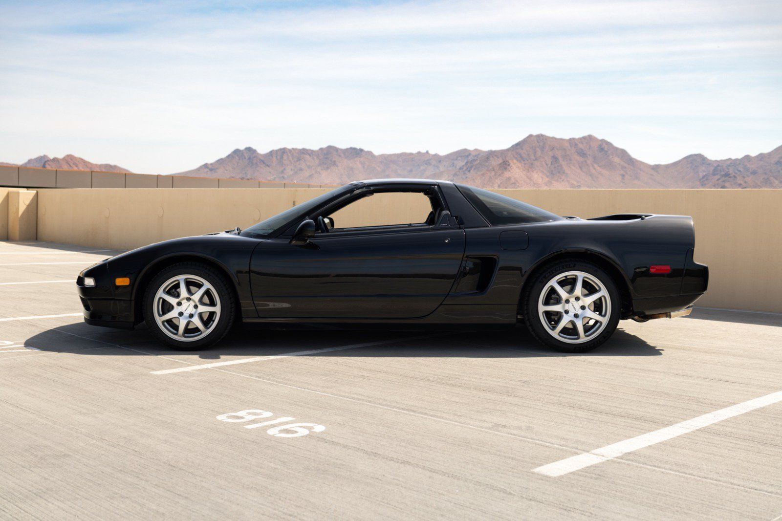 Used 1995 Acura NSX T RWD image 15