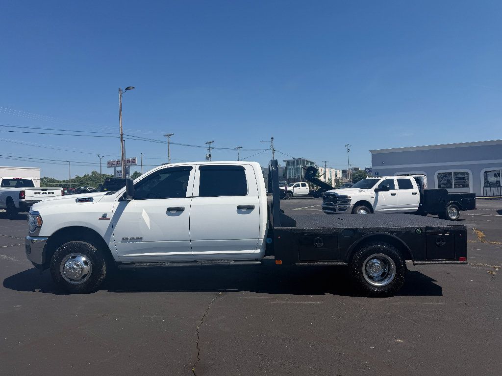 Used 2022 RAM 3500 Tradesman w/ Chrome Appearance Group RWD image 6