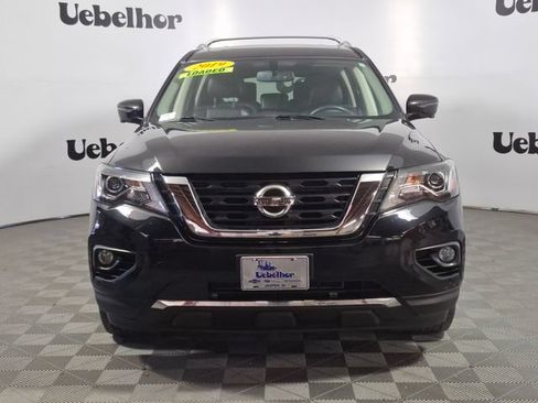 Used 2019 Nissan Pathfinder Platinum FWD image 2