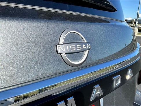 Used 2023 Nissan Armada SL image 30