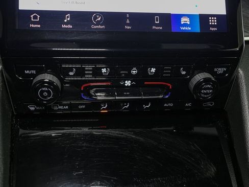 Used 2022 Jeep Grand Cherokee Limited 4xe w/ Luxury Tech Group II image 33