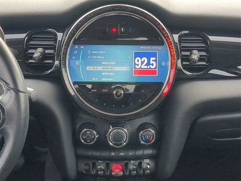 Used 2022 MINI Cooper S image 19