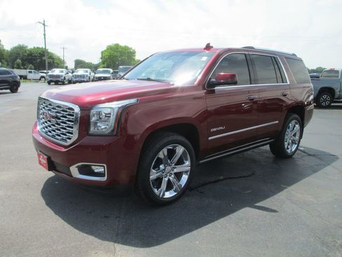 Used 2020 GMC Yukon Denali w/ Open Road Package AWD/4WD image 11