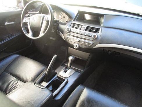 Used 2011 Honda Accord SE image 8