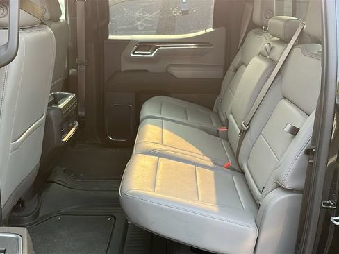 Used 2024 Chevrolet Silverado 1500 RST AWD/4WD image 9