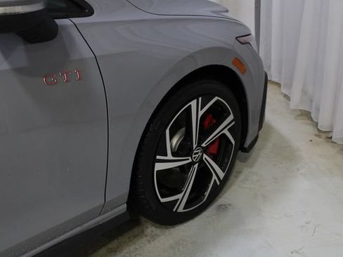 New 2026 Volkswagen GTI SE FWD image 28