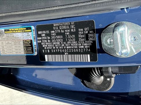 Used 2025 Kia Telluride S image 35