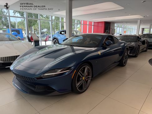 Used 2023 Ferrari Roma RWD image 1