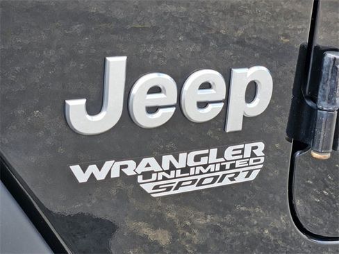 Used 2019 Jeep Wrangler Unlimited Sport image 21