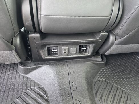 Used 2021 Chevrolet Silverado 2500 LTZ AWD/4WD image 19