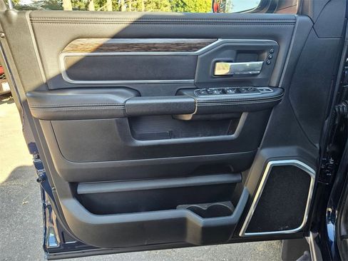 Certified 2019 RAM 3500 Laramie image 11