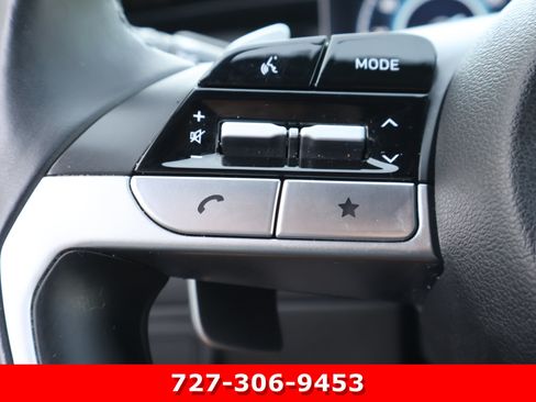 Used 2022 Hyundai Santa Cruz Limited AWD/4WD image 25