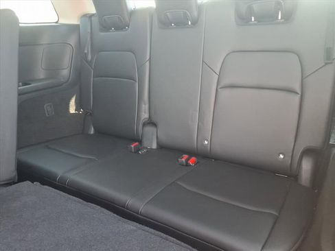 Used 2023 Nissan Pathfinder SL AWD/4WD image 20