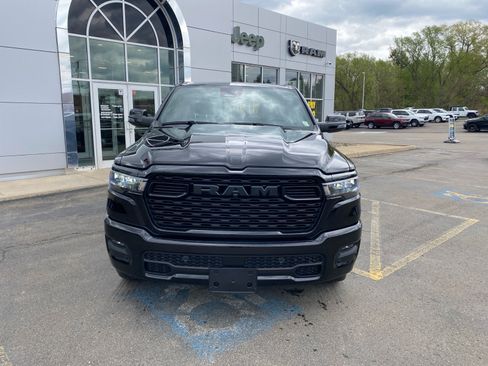 Used 2026 RAM 1500 Big Horn AWD/4WD image 8