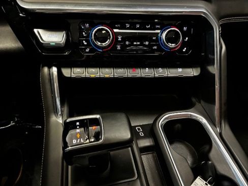 Used 2024 GMC Sierra 1500 Denali Ultimate AWD/4WD image 25