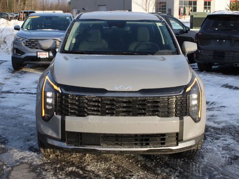 New 2026 Kia Sportage S image 2