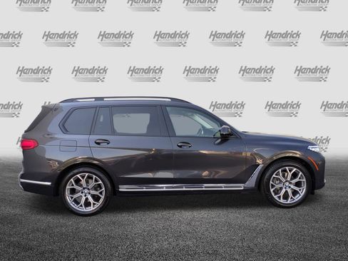 Certified 2022 BMW X7 xDrive40i w/ Premium Package AWD/4WD image 11