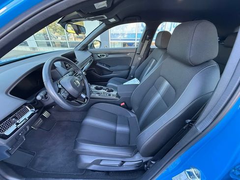 Used 2025 Honda Civic Sport image 10