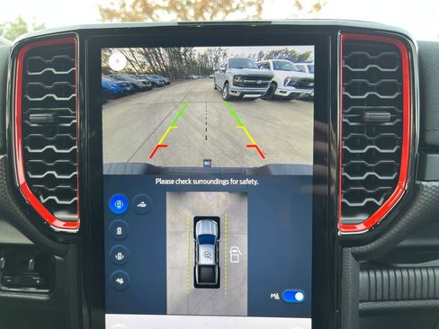 New 2025 Ford Ranger Raptor image 19