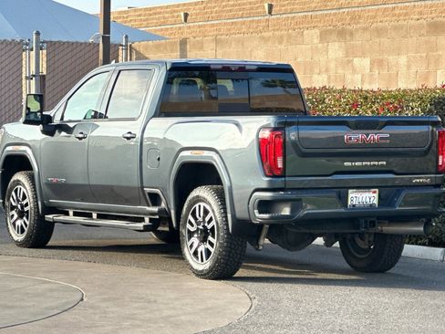 Certified 2020 GMC Sierra 2500 AT4 w/ AT4 Premium Package image 6