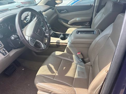 Used 2017 GMC Yukon SLT w/ HD Trailering Package RWD image 4