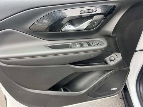 Used 2023 GMC Terrain AT4 w/ Infotainment Package II image 15