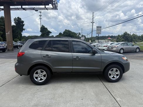 Used 2009 Hyundai Santa Fe GLS FWD image 8