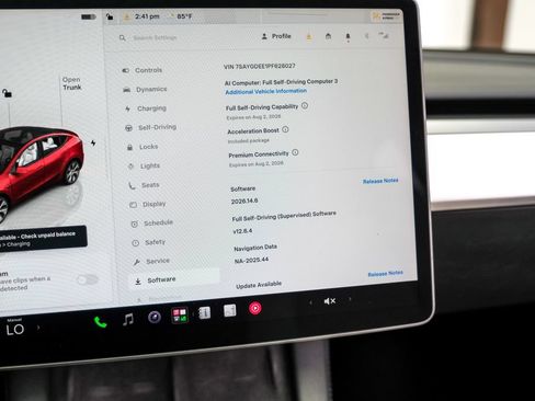 Used 2023 Tesla Model Y AWD image 29