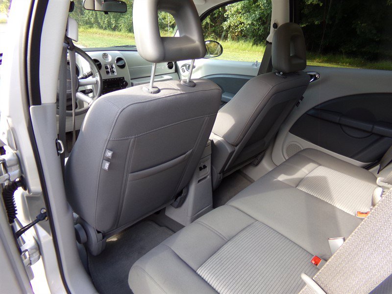 Used 2008 Chrysler PT Cruiser Touring FWD image 23